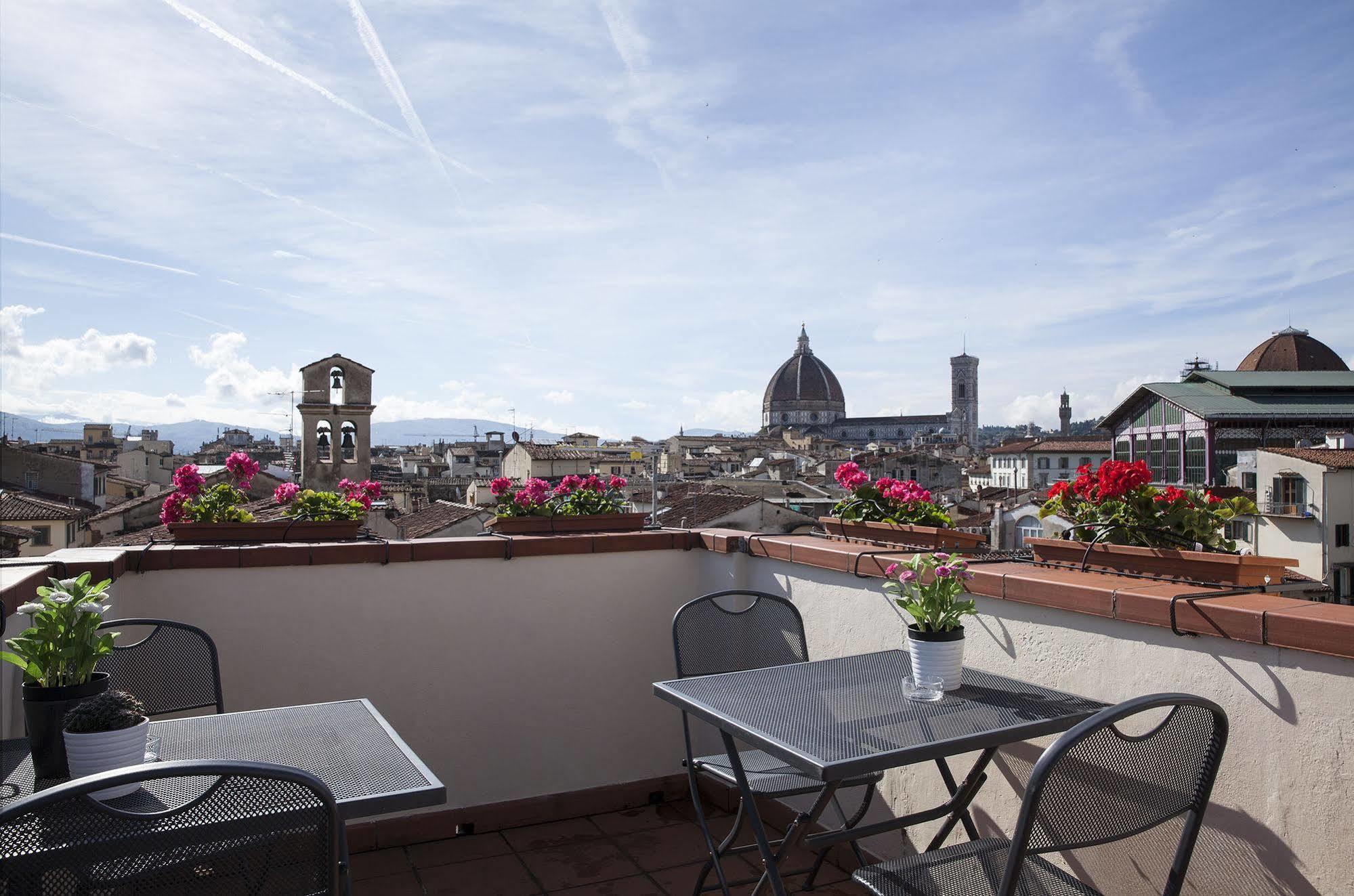 Locanda Dei Guelfi Флоренция Экстерьер фото